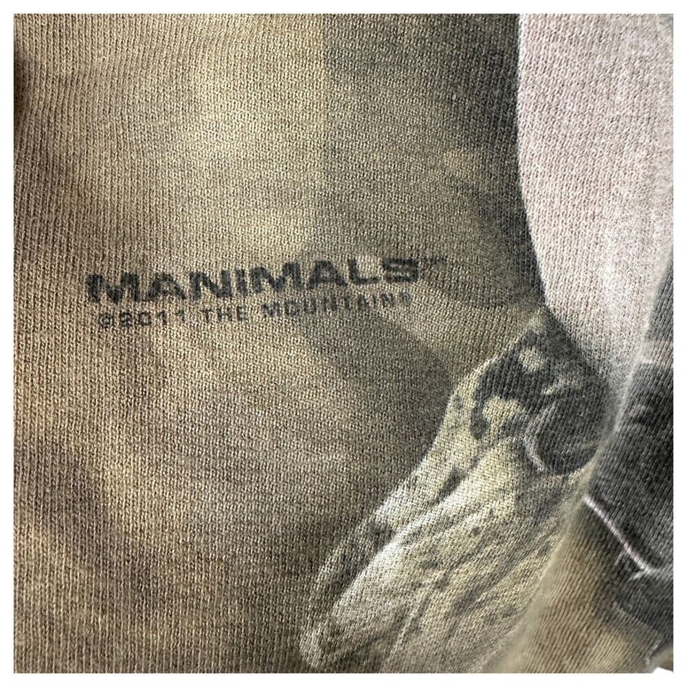 The Mountain Military Bulldog Dog Graphic Shirt Men's Size XL - Picture 2 of 5